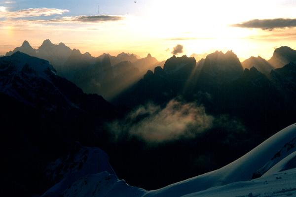 Paiu Peak, skupina Trango in Ogre